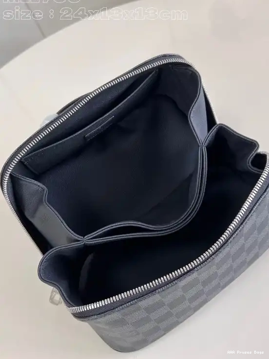 AAA Pruses Bags TOILETRY LOUIS BAG-24*13*13CM VUITTON 0706